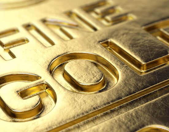 Vlaganje v Zlato. Varna naložba, cena